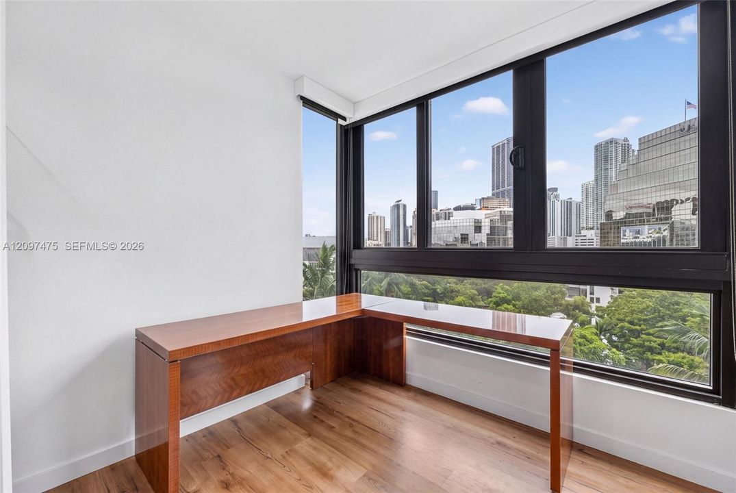En Renta: $9,700 (3 camas, 3 baños, 1890 Pies cuadrados)