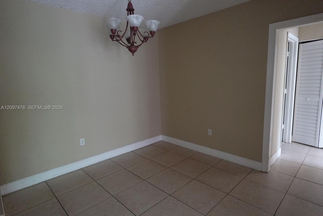 For Rent: $2,000 (1 beds, 1 baths, 600 Square Feet)