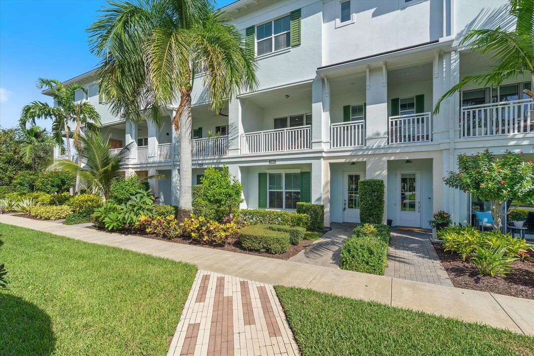 01-7089 Edison Place PBG, FL-100