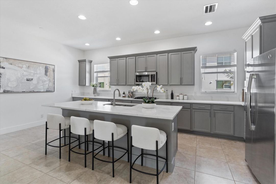 11-7089 Edison Place PBG, FL-112