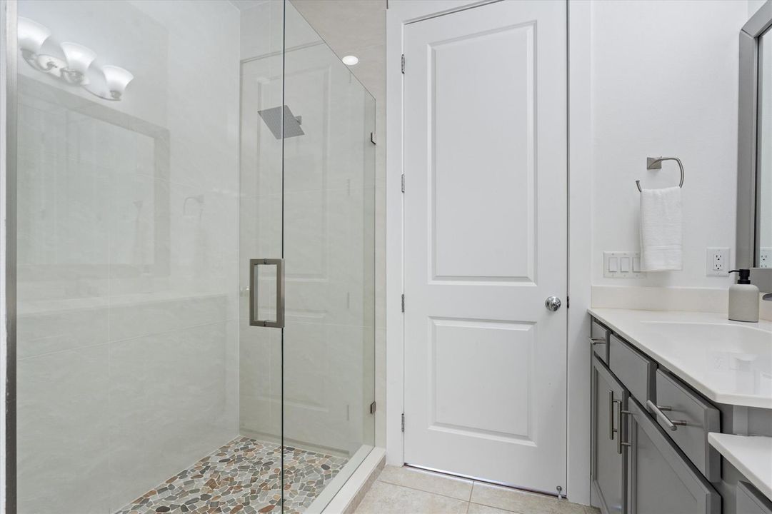 21-7089 Edison Place PBG, FL-119