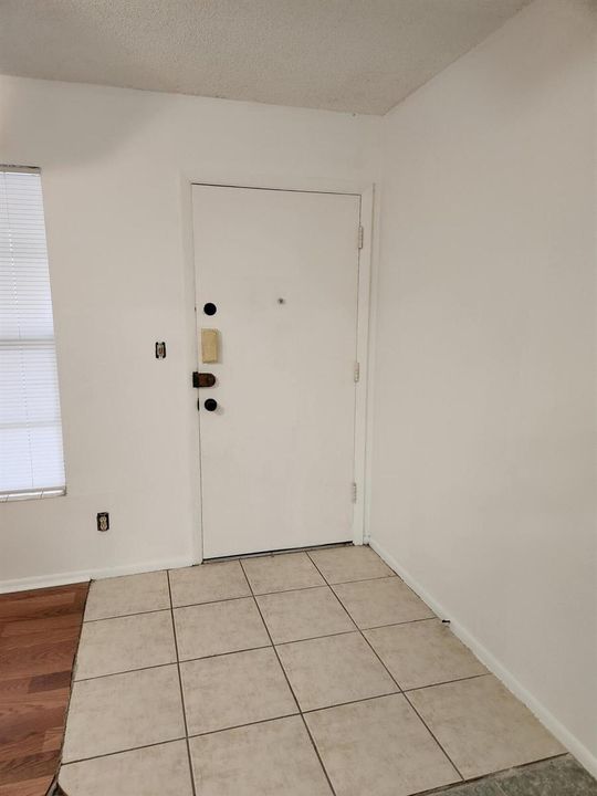 Entry I9