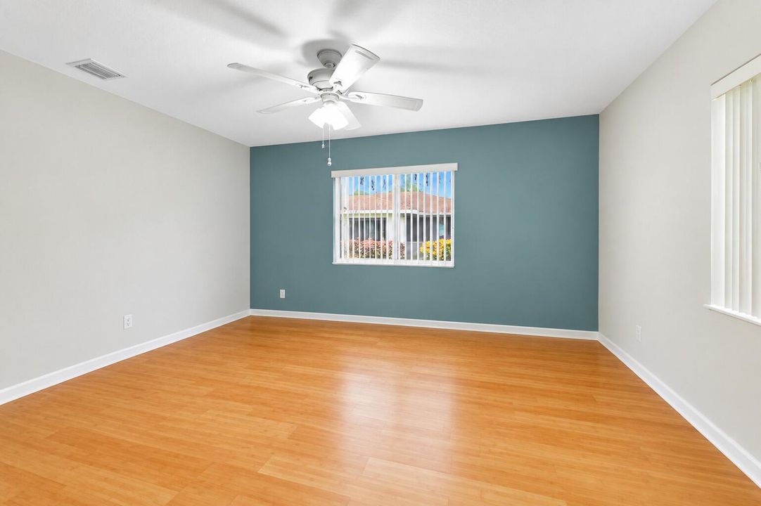 15_Bedroom_03