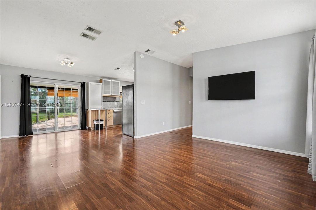 For Sale: $294,500 (3 beds, 2 baths, 0 Square Feet)