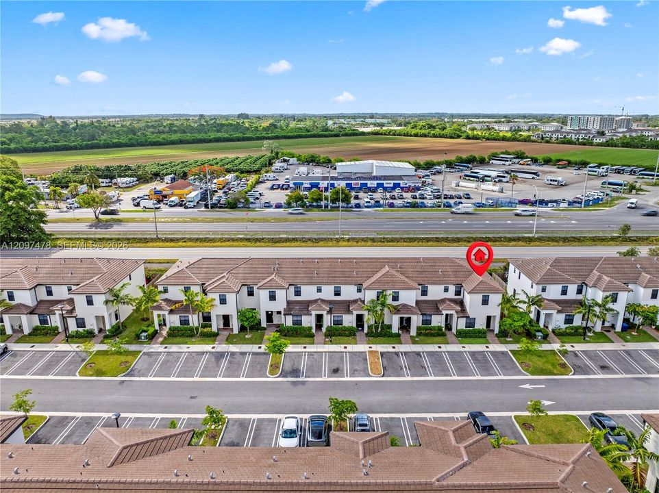 For Rent: $2,800 (3 beds, 2 baths, 1545 Square Feet)