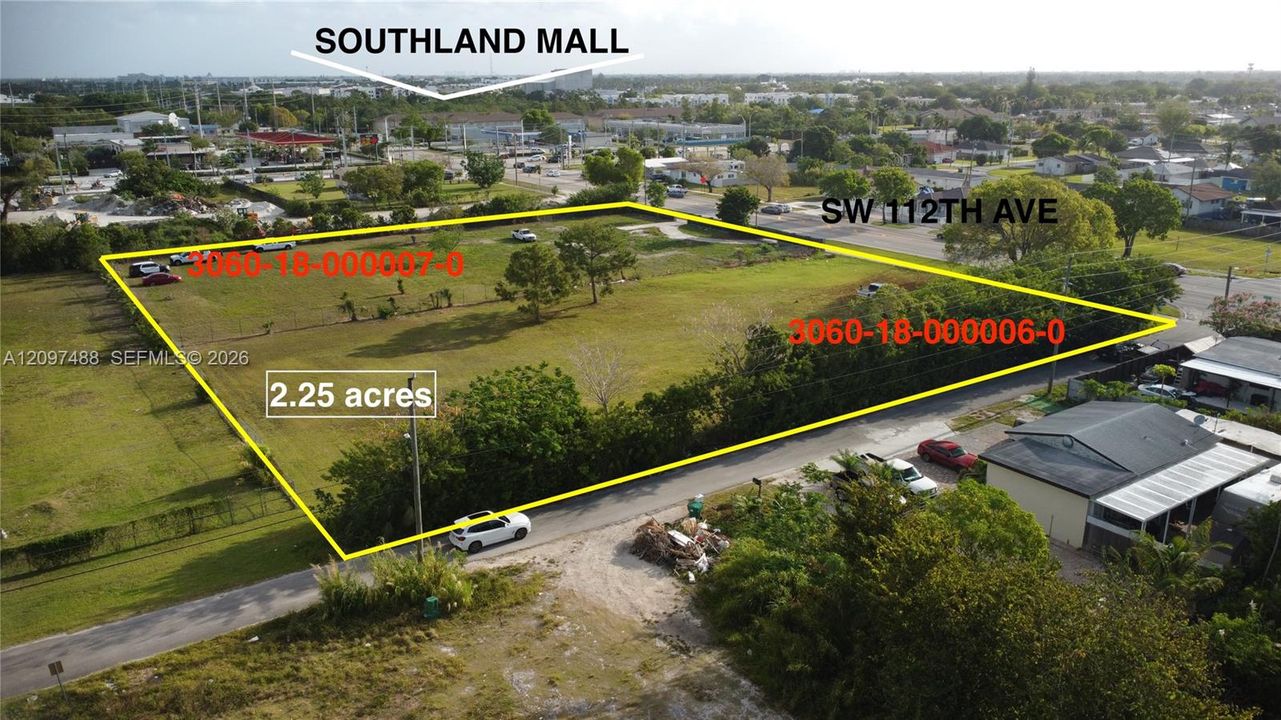 На продажу: $3,200,000 (2.25 acres)