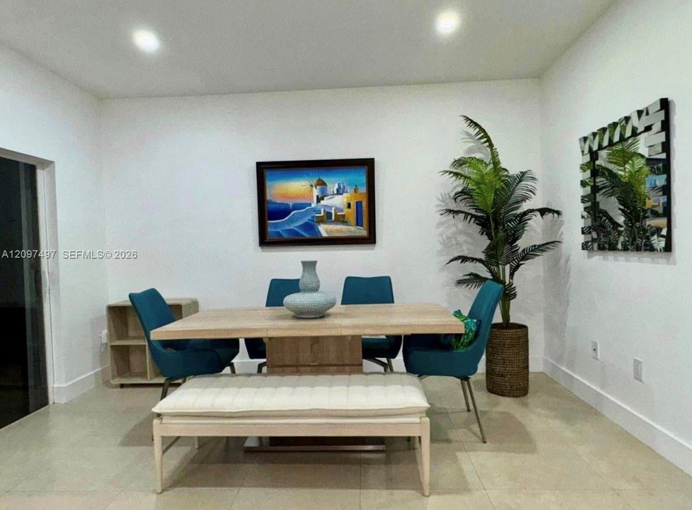 For Rent: $4,750 (4 beds, 2 baths, 2028 Square Feet)