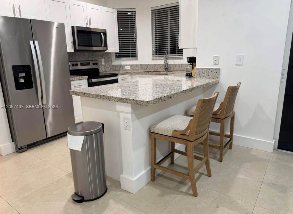 For Rent: $4,750 (4 beds, 2 baths, 2028 Square Feet)