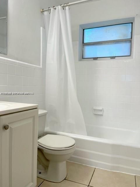 For Rent: $1,350 (1 beds, 1 baths, 550 Square Feet)