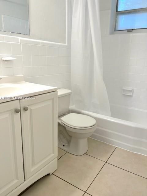 For Rent: $1,350 (1 beds, 1 baths, 550 Square Feet)