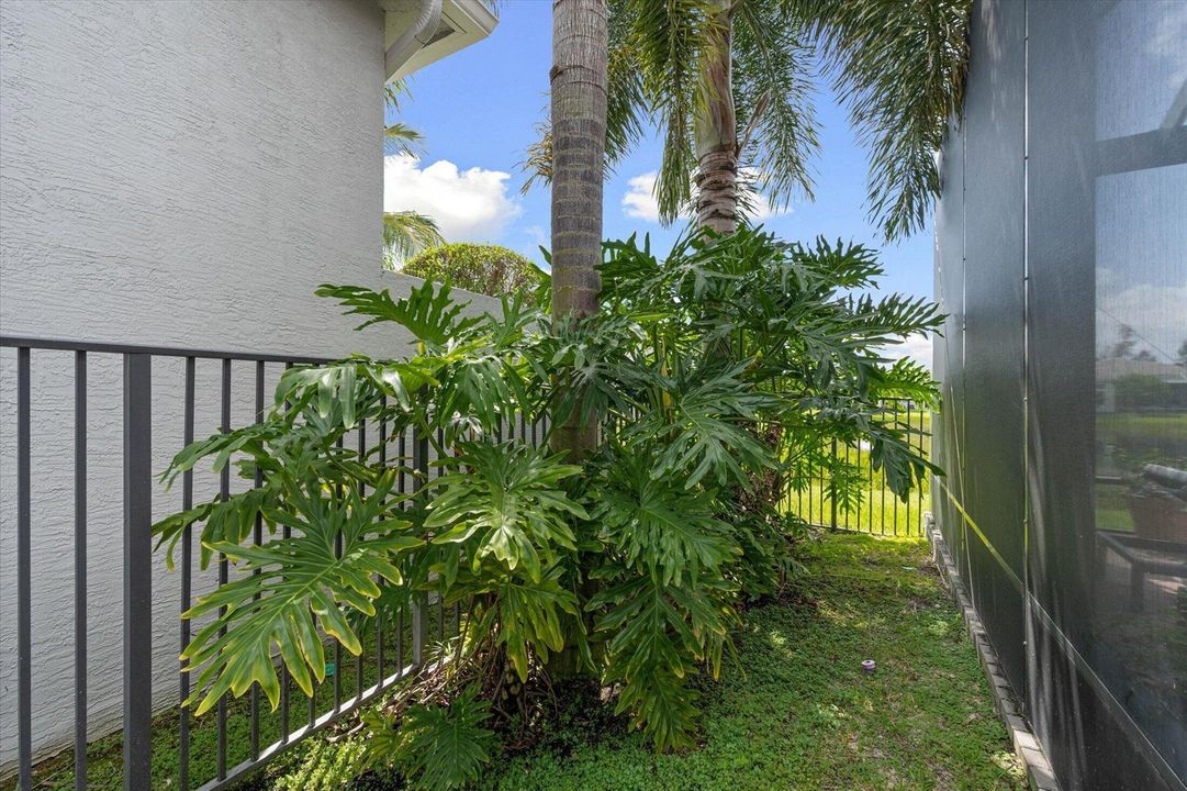 48-8200 Majestic Mountain Dr, Boynton Be