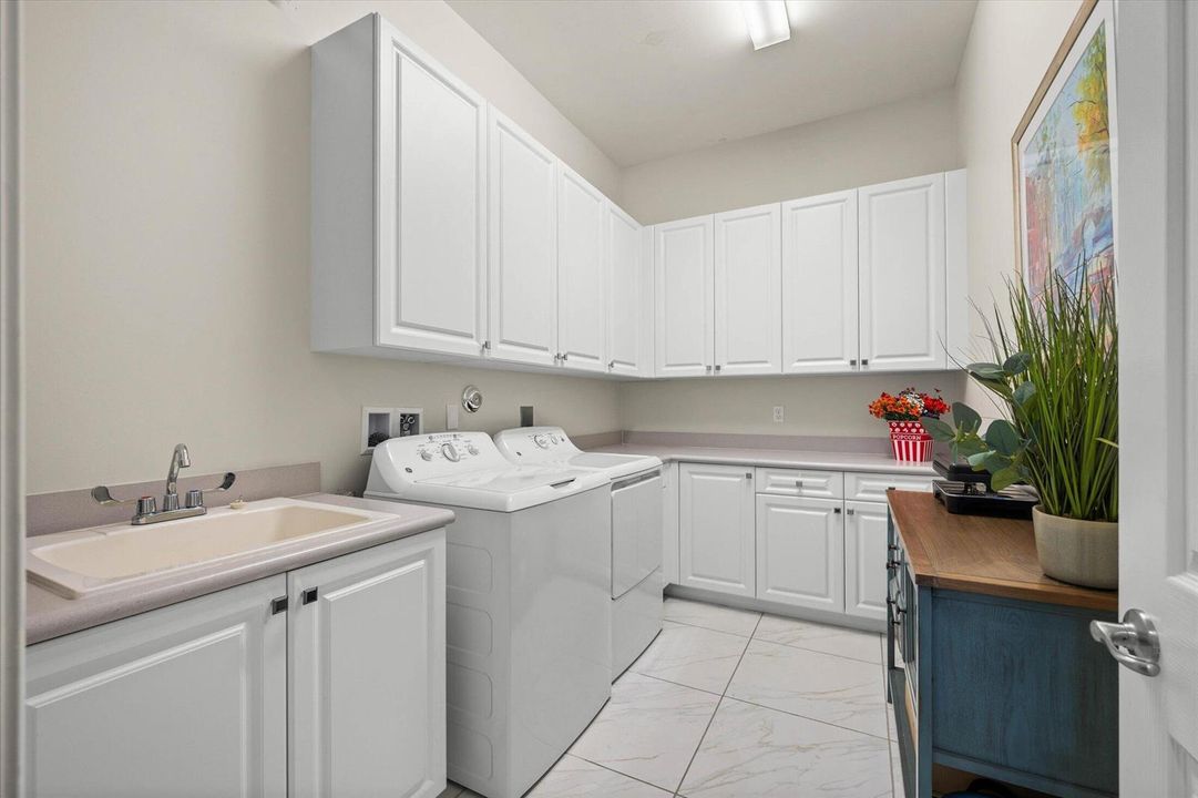 38-8200 Majestic Mountain Dr, Boynton Be
