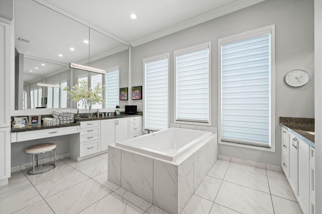 25-8200 Majestic Mountain Dr, Boynton Be