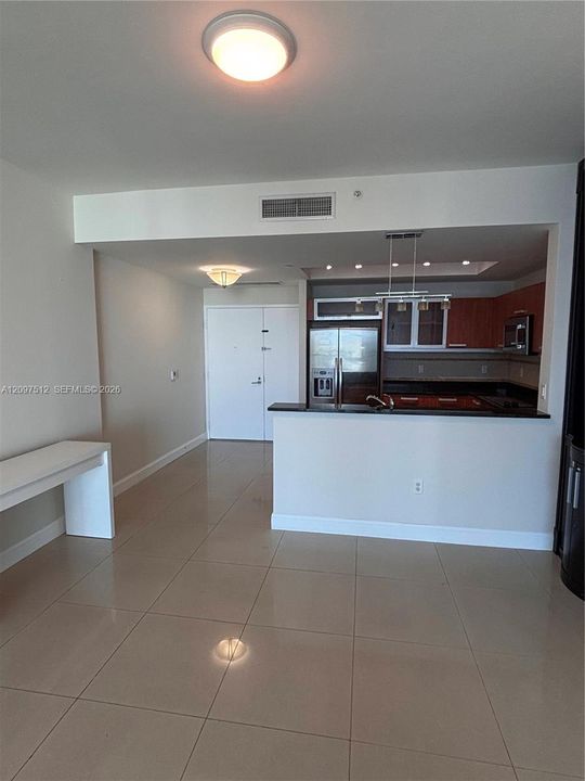 В аренду: $3,750 (2 спален, 2 ванн, 1241 Квадратных фут)