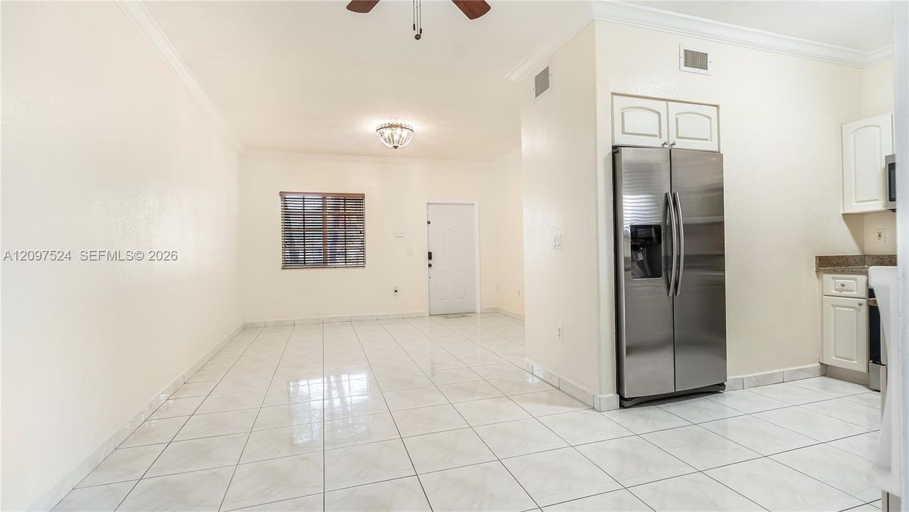 For Sale: $429,999 (3 beds, 2 baths, 1188 Square Feet)