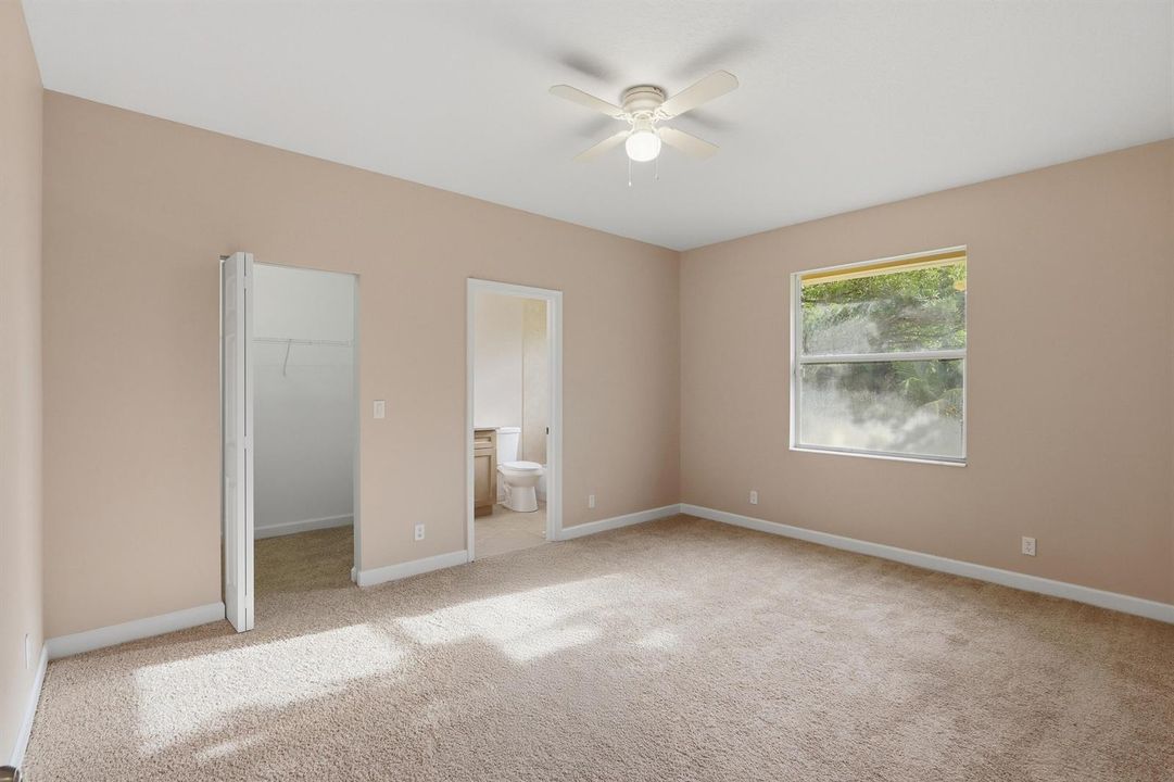 47_bedroom