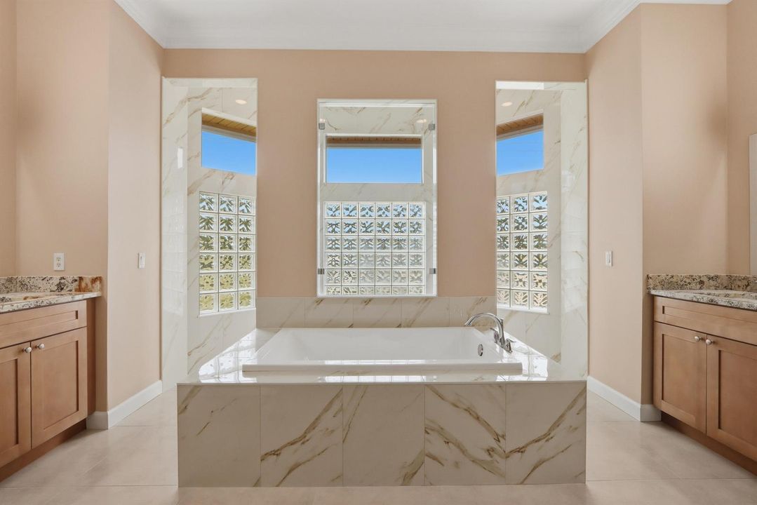 38_primary bath
