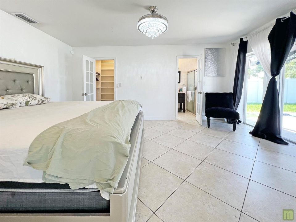 14 bed1b