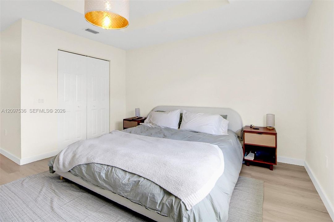 Walkin closet, wall closet and linen closet for ample storage