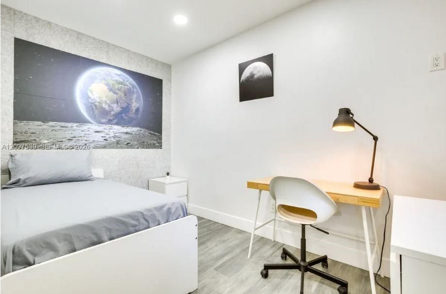 В аренду: $1,950 (2 спален, 1 ванн, 0 Квадратных фут)