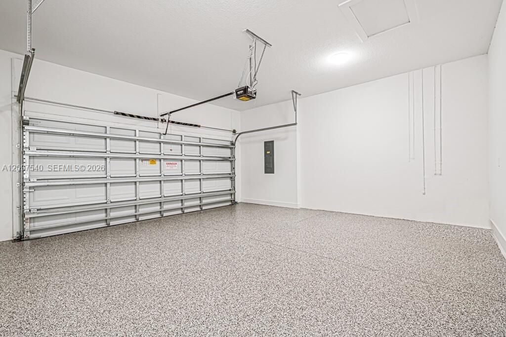 На продажу: $719,999 (3 спален, 3 ванн, 2200 Квадратных фут)