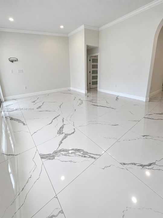 For Rent: $4,000 (3 beds, 2 baths, 1588 Square Feet)