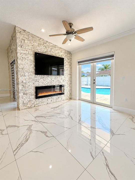 For Rent: $4,000 (3 beds, 2 baths, 1588 Square Feet)