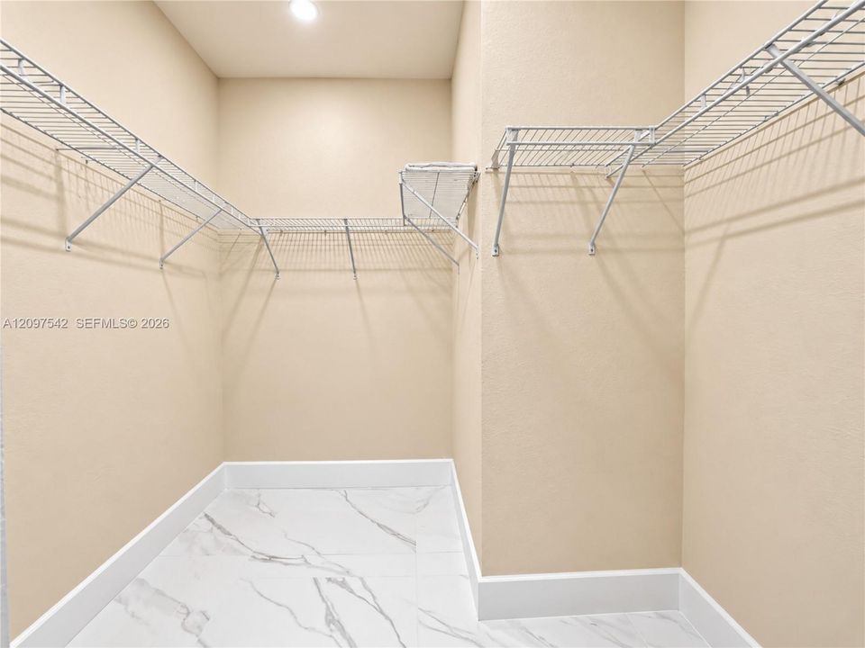For Sale: $1,100,000 (4 beds, 3 baths, 2155 Square Feet)