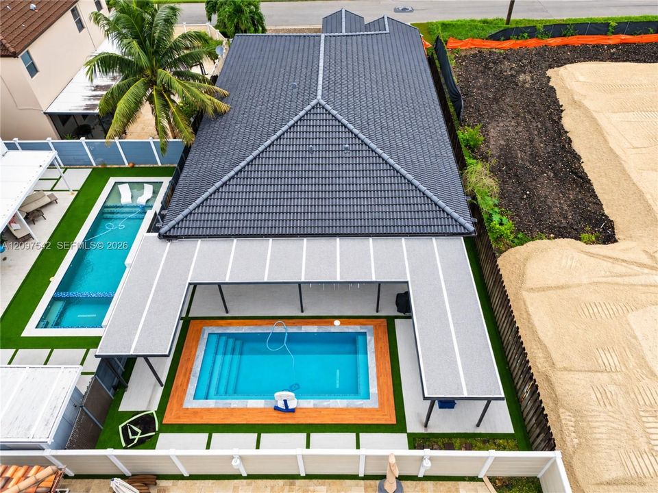 For Sale: $1,100,000 (4 beds, 3 baths, 2155 Square Feet)