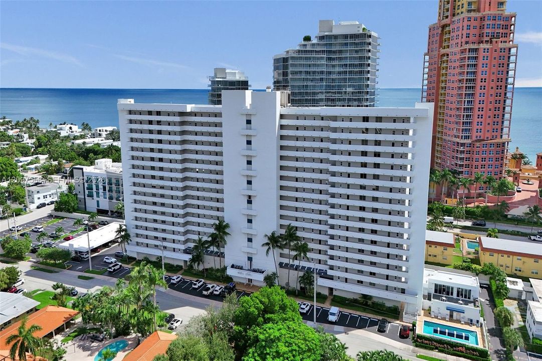 На продажу: $329,999 (1 спален, 1 ванн, 1103 Квадратных фут)