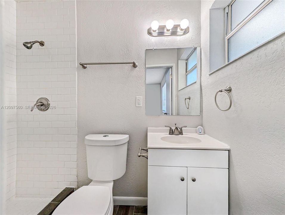 For Sale: $435,000 (3 beds, 2 baths, 1248 Square Feet)