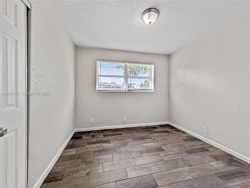 For Sale: $435,000 (3 beds, 2 baths, 1248 Square Feet)