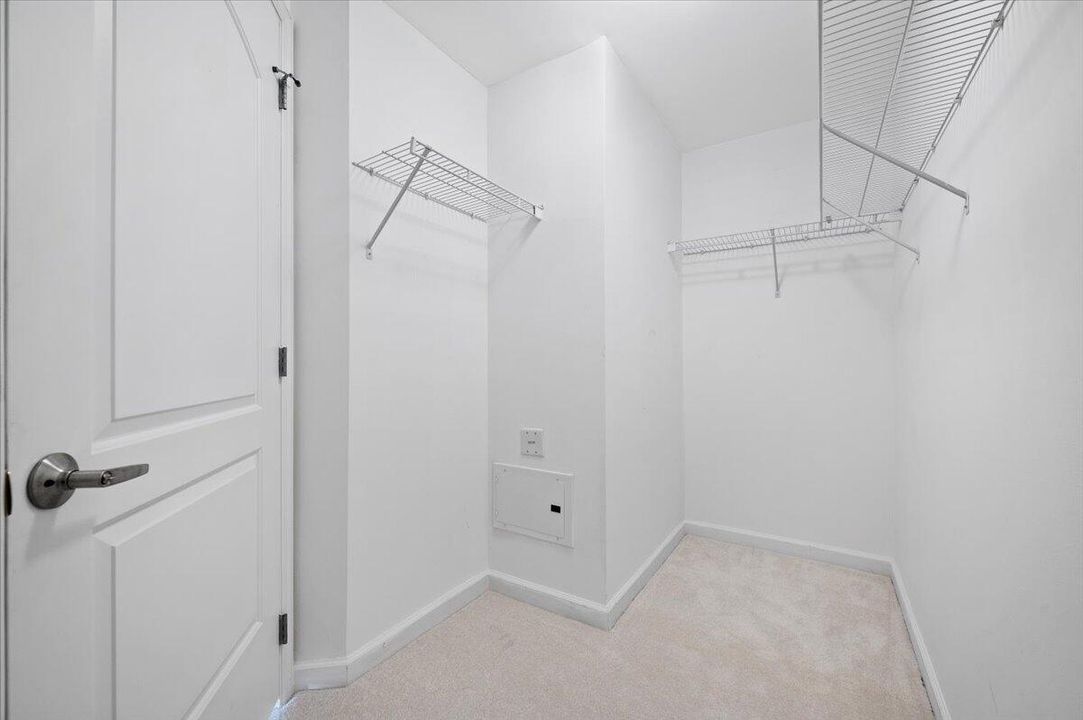 2nd walk in closet