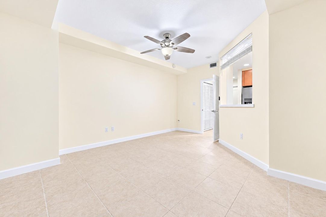 possible 3rd bd or flex space
