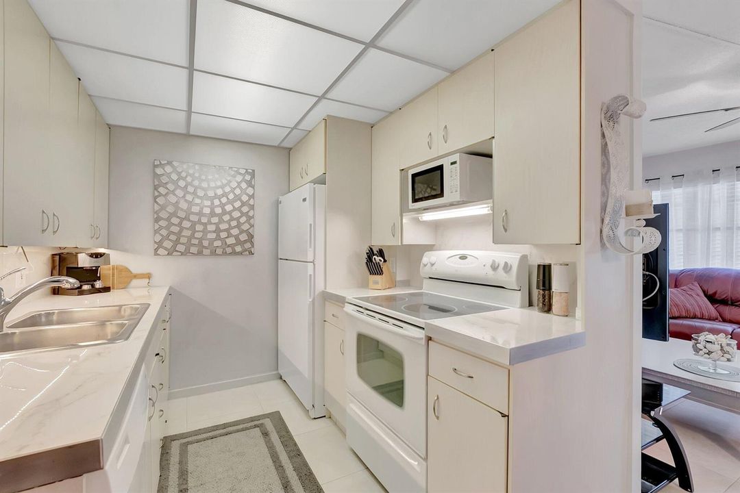2051 Cambridge C