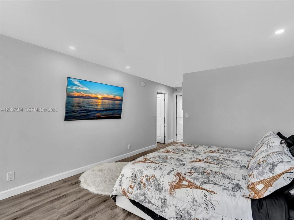 Hallandale Beach turnkey condos for sale