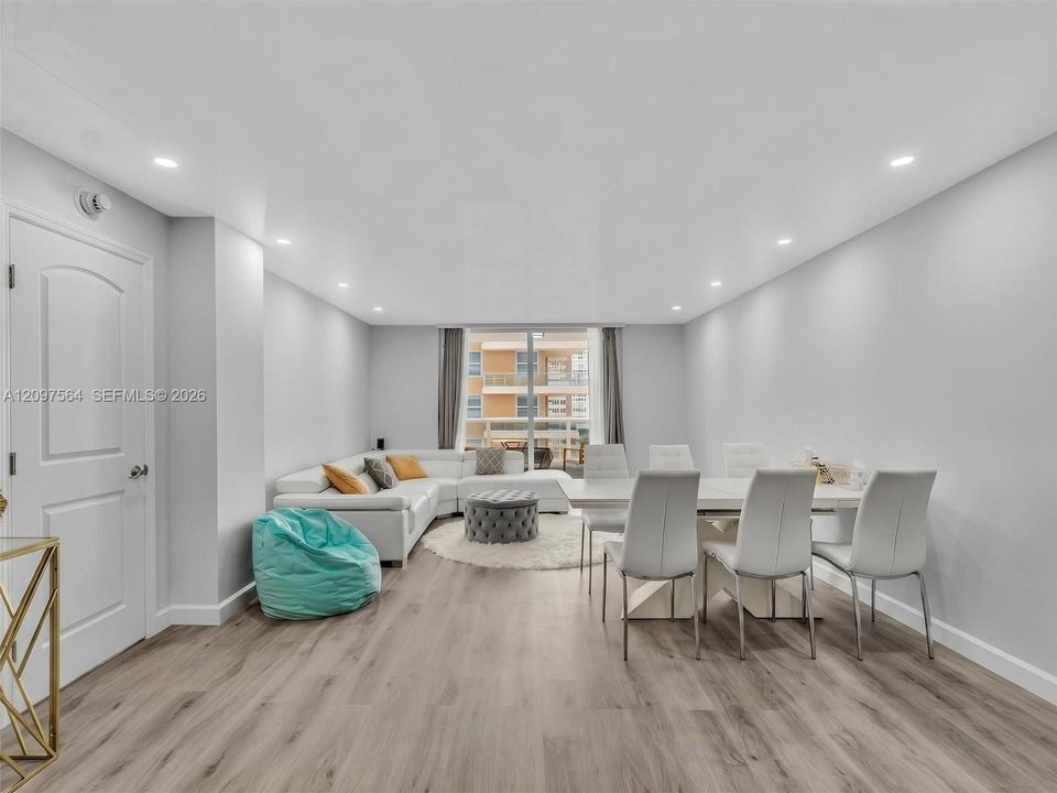 Condo you can rent immediately Hallandale Beach
