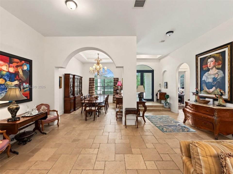 For Sale: $3,395,000 (4 beds, 3 baths, 3613 Square Feet)