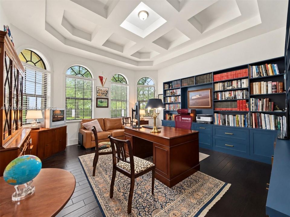 For Sale: $3,395,000 (4 beds, 3 baths, 3613 Square Feet)
