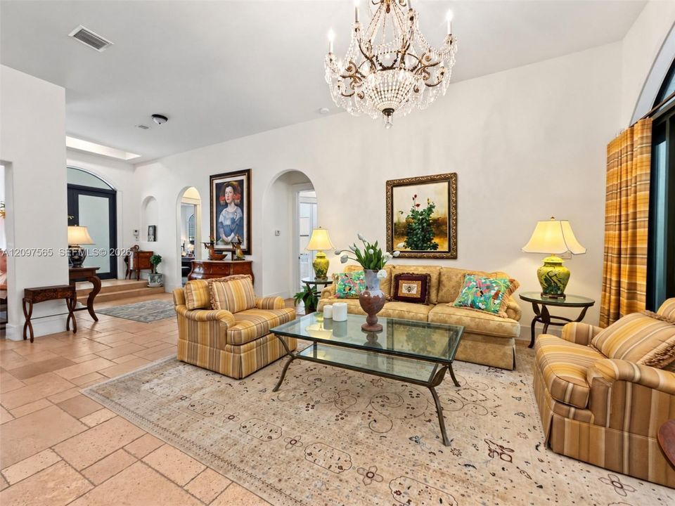 For Sale: $3,395,000 (4 beds, 3 baths, 3613 Square Feet)