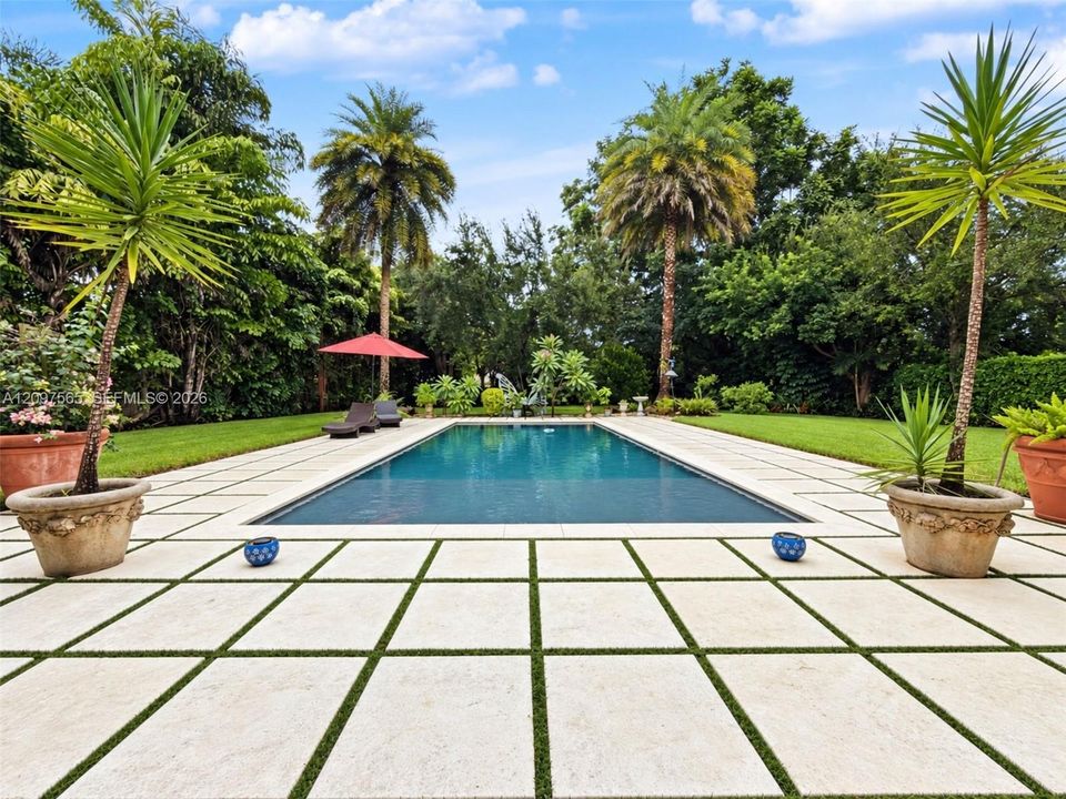 For Sale: $3,395,000 (4 beds, 3 baths, 3613 Square Feet)