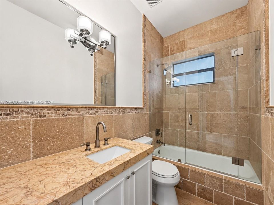 For Sale: $3,395,000 (4 beds, 3 baths, 3613 Square Feet)