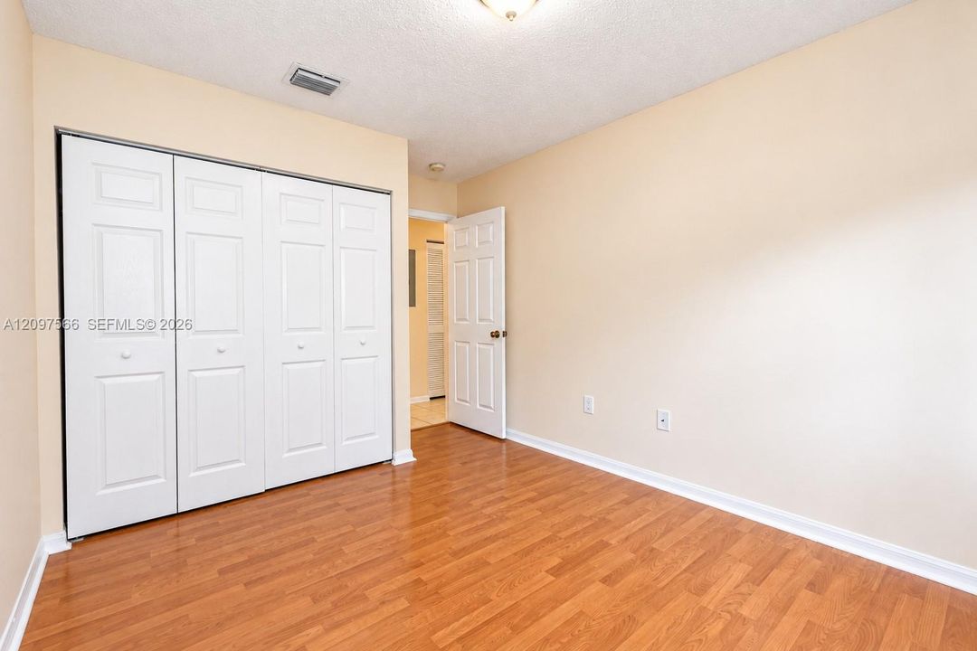 For Rent: $3,000 (3 beds, 2 baths, 1481 Square Feet)