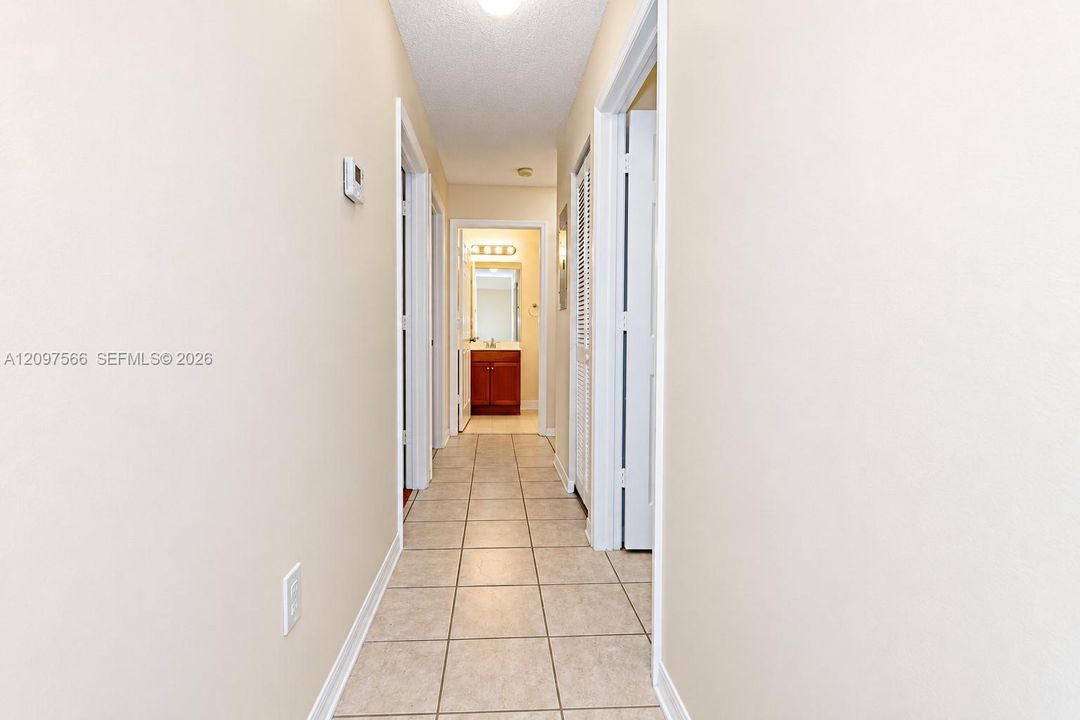 For Rent: $3,000 (3 beds, 2 baths, 1481 Square Feet)
