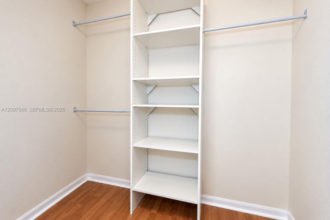 For Rent: $3,000 (3 beds, 2 baths, 1481 Square Feet)