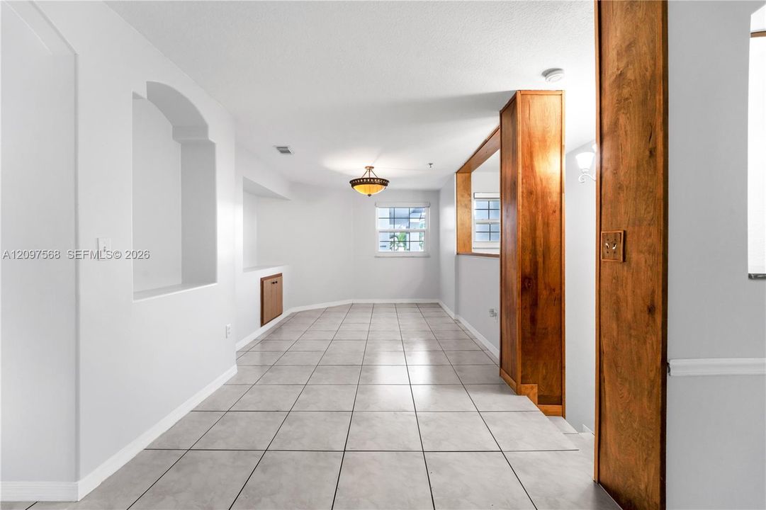 For Sale: $475,000 (3 beds, 2 baths, 1650 Square Feet)