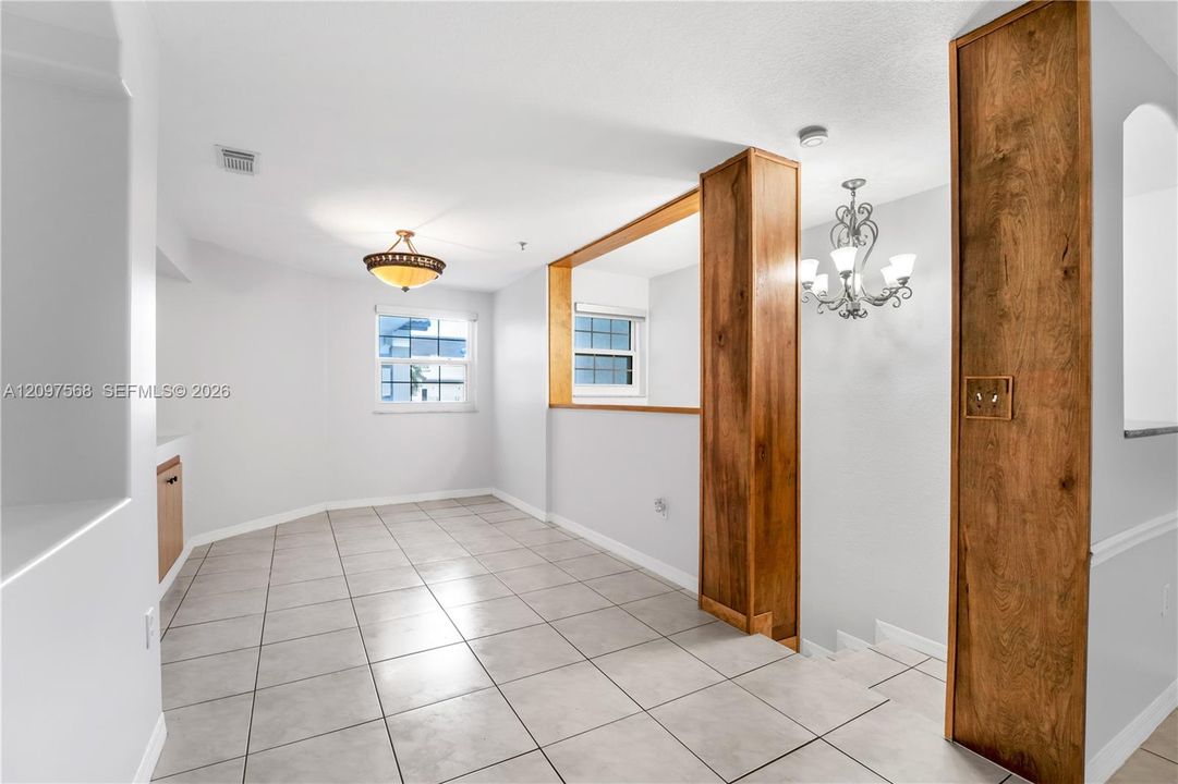 For Sale: $475,000 (3 beds, 2 baths, 1650 Square Feet)