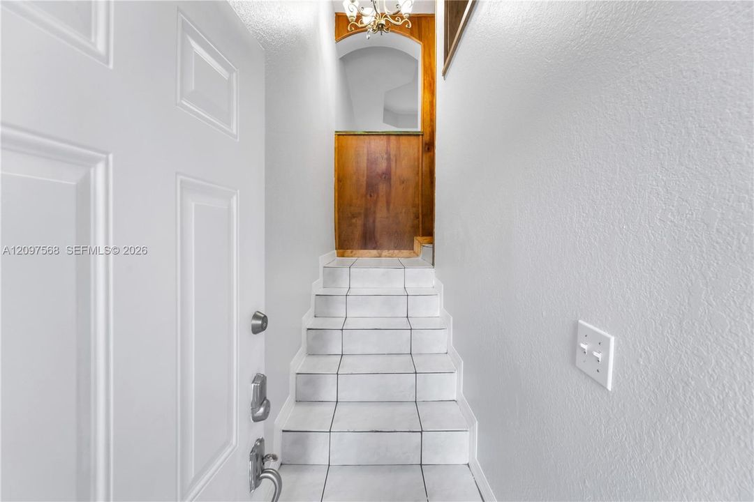 For Sale: $475,000 (3 beds, 2 baths, 1650 Square Feet)
