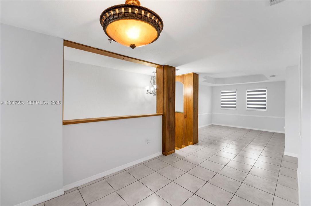For Sale: $475,000 (3 beds, 2 baths, 1650 Square Feet)