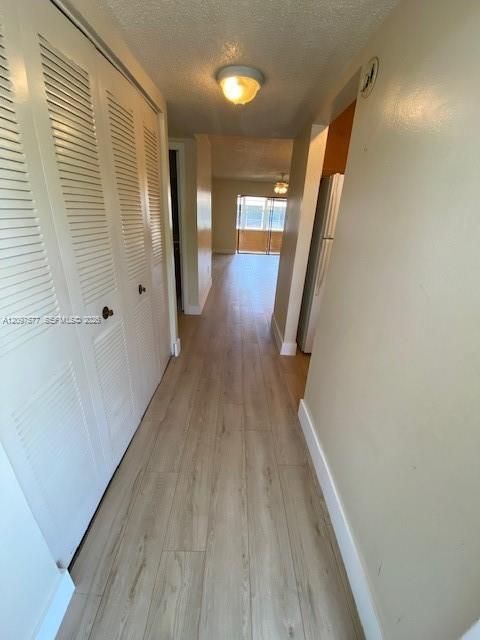 For Rent: $1,800 (2 beds, 2 baths, 1000 Square Feet)
